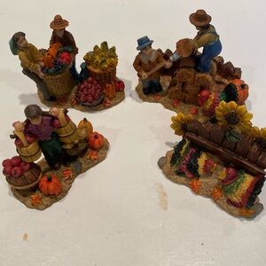 NWT Set of 4 Thanksgiving Figures for a Thanksgiving Village